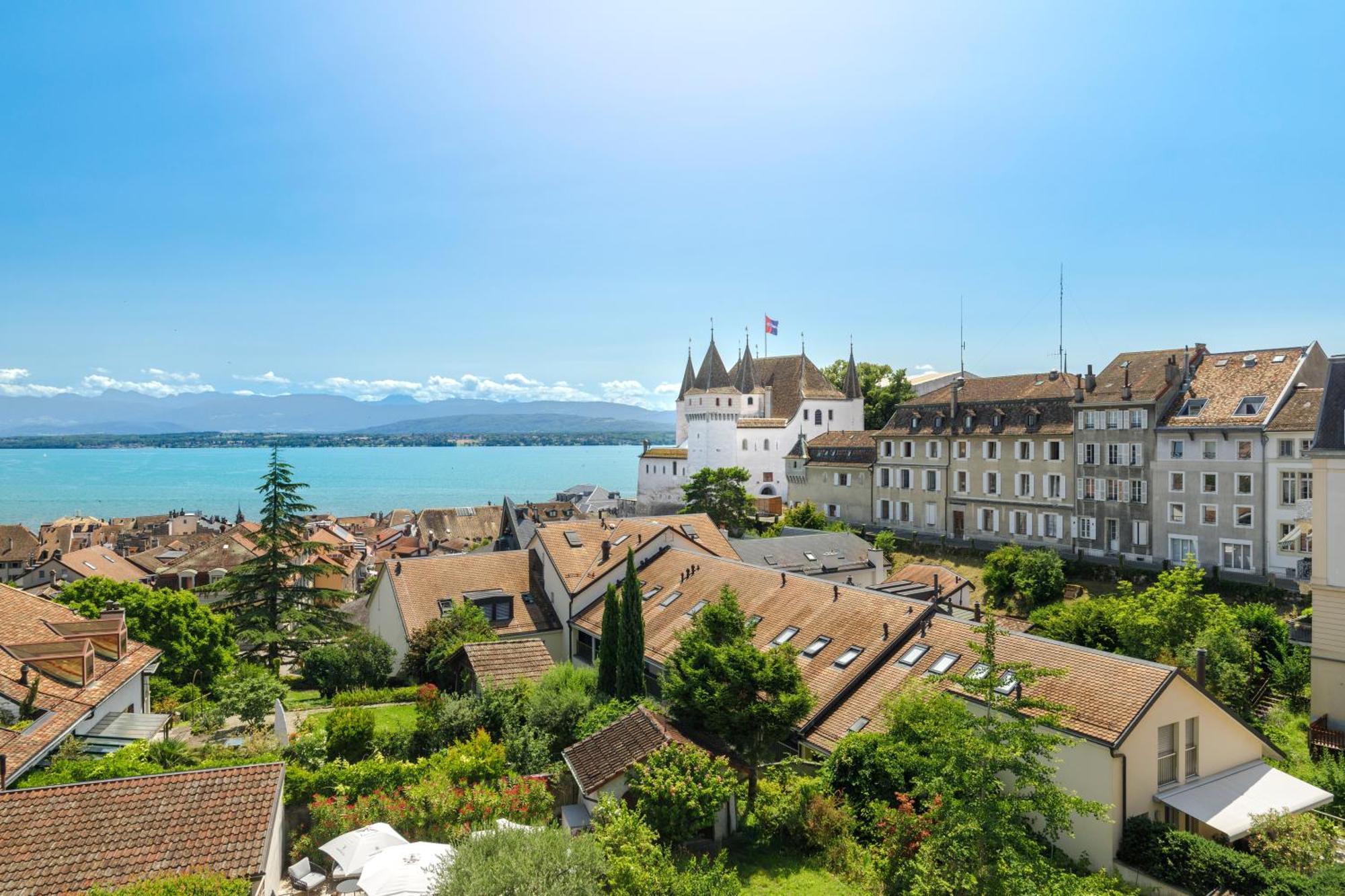 Ambassador Boutique Hotel Ньон Экстерьер фото